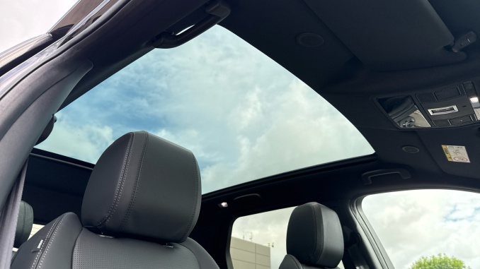 Land Rover Discovery Sport 2.0 D200 Metropolitan 5dr Auto [5 Seat] Diesel Station Wagon - Image 21